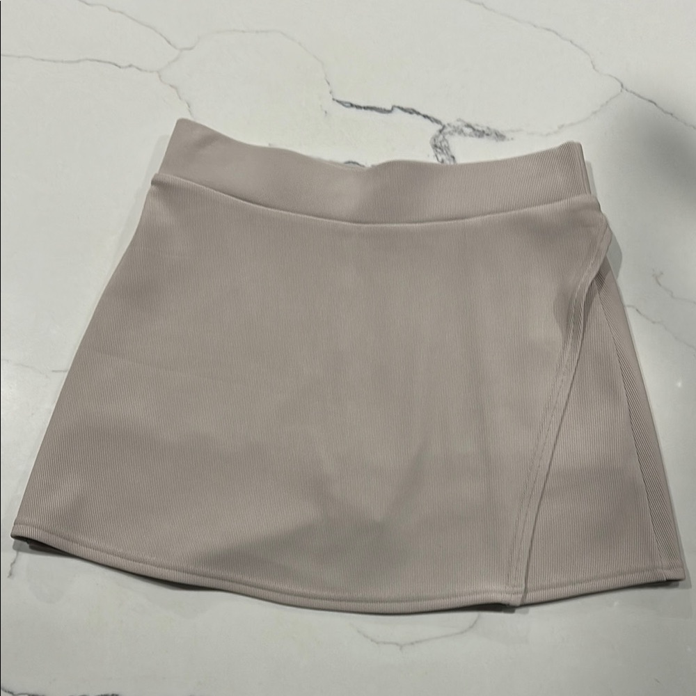 Move Theology athletic skirt